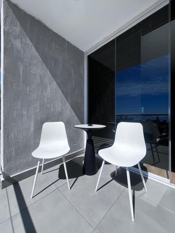 4 Bedroom Property for Sale in Green Point Western Cape